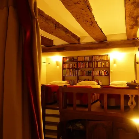 Guest house La Maison D'anne Paris